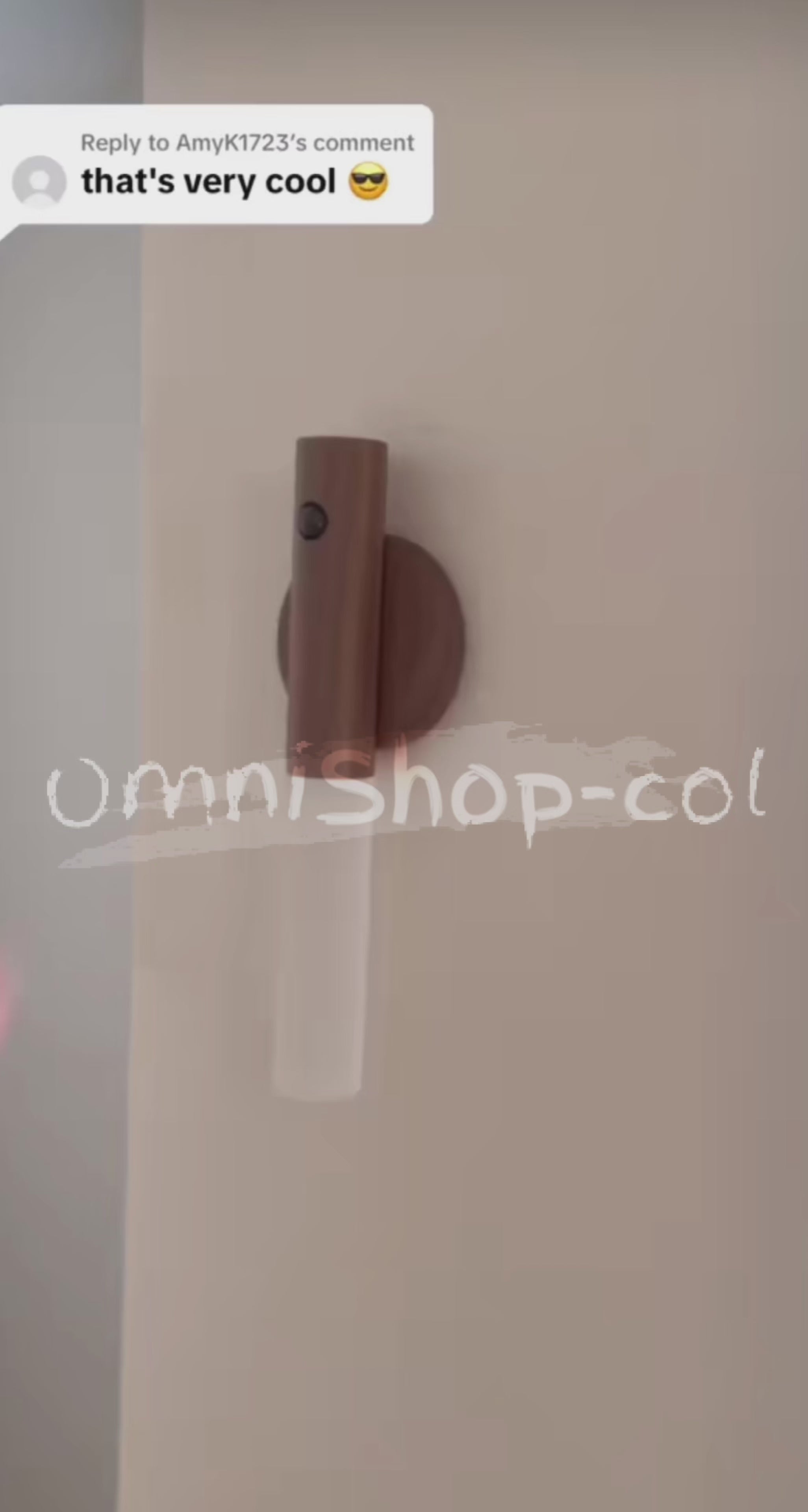 https://omnishop-col.com/products/lampara-glowtorch-con-sensor-de-movimiento-luces-led-magneticas-de-pared-sensor-recargable-luz-nocturna-de-madera-para-interiores-aplique-de-pared-de-madera-para-dormitorio-pasillo-escalera